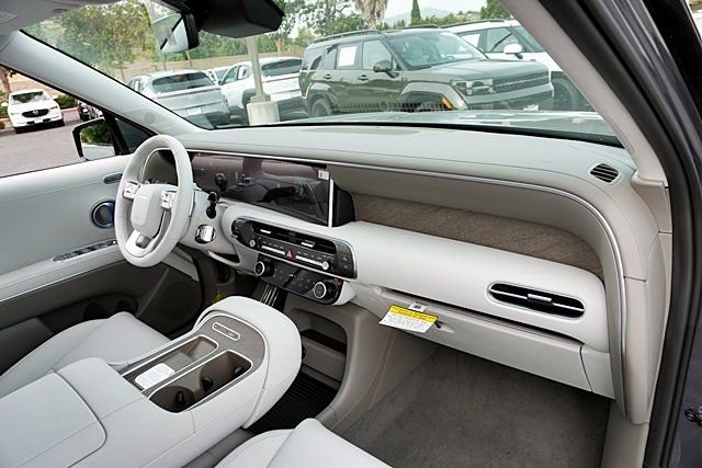 New 2026 Gray Hyundai SEL Premium image 10