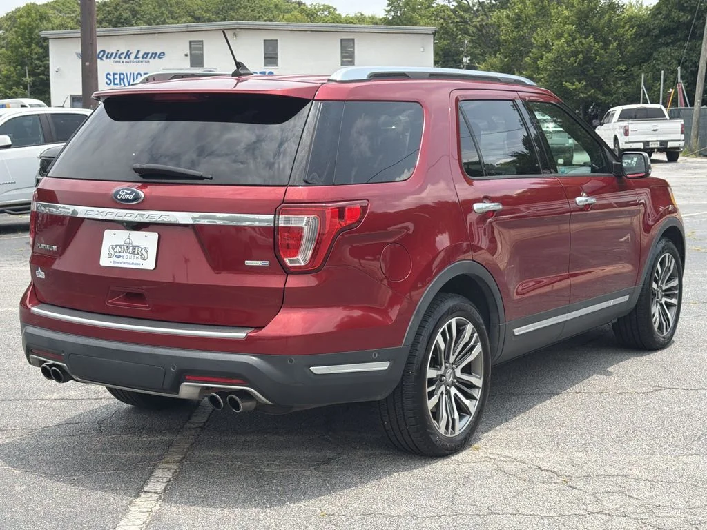 Used 2018 Red Ford Platinum image 7
