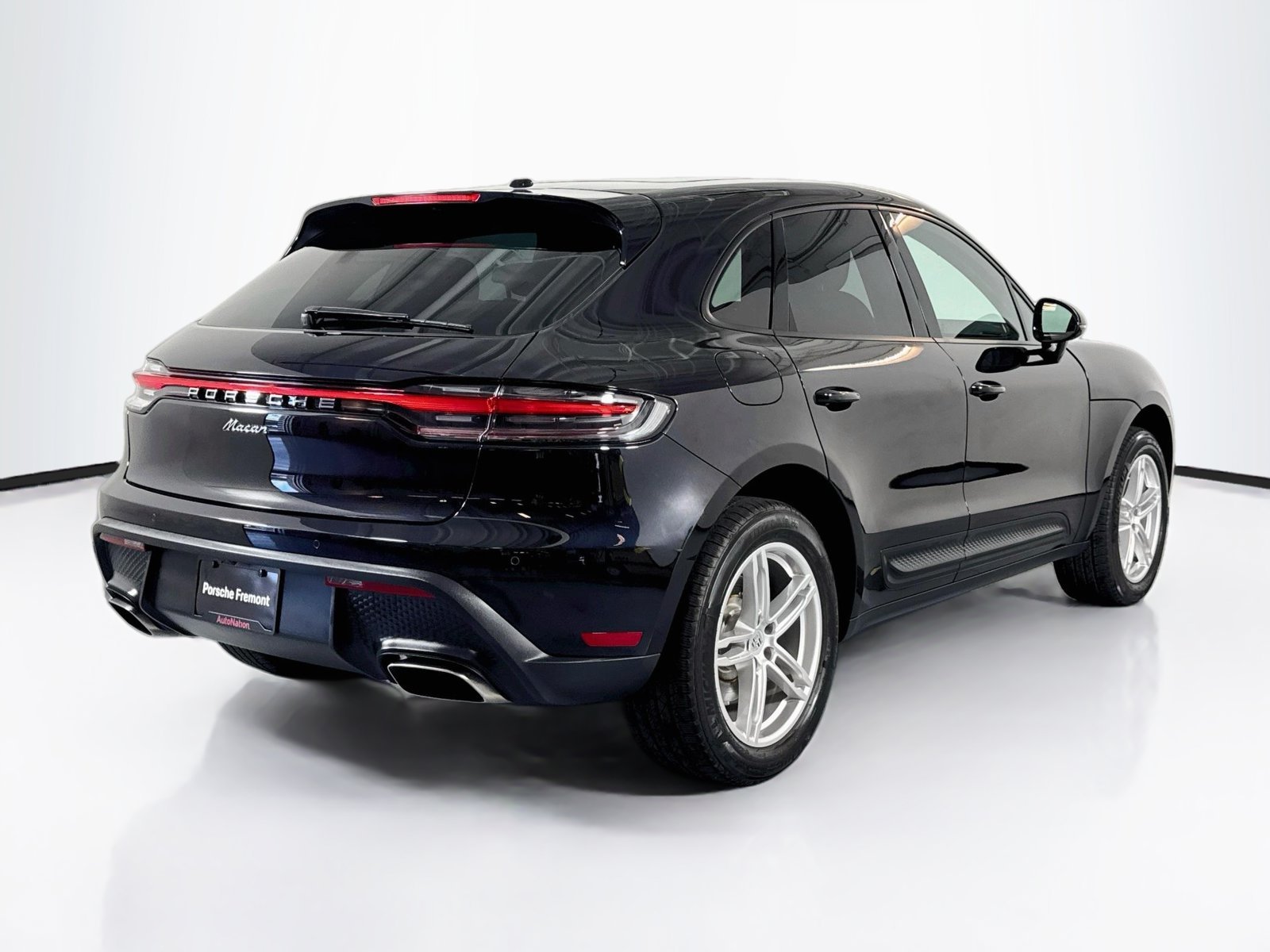 Used 2026 Jet Black Metallic Porsche T image 9