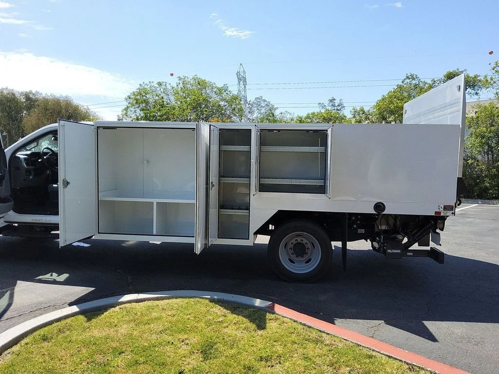 2025 Ford F-550 Super Duty Chassis Cab XL - Photo 23