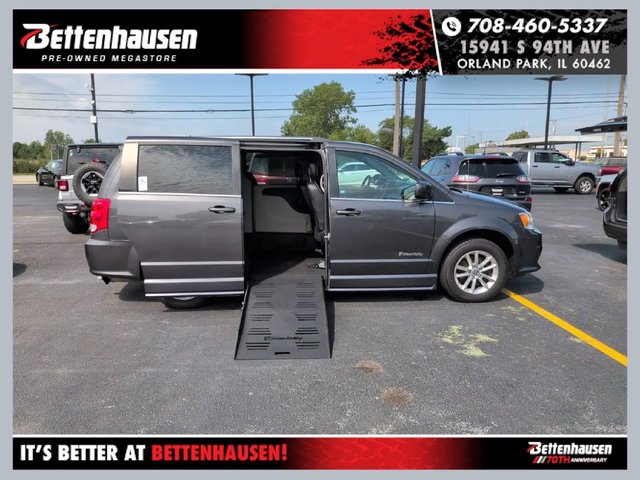 Pre-Owned 2019 Dodge Grand Caravan SXT 4D Passenger Van