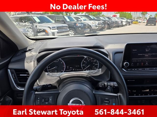 Used 2024 White Nissan SV image 6