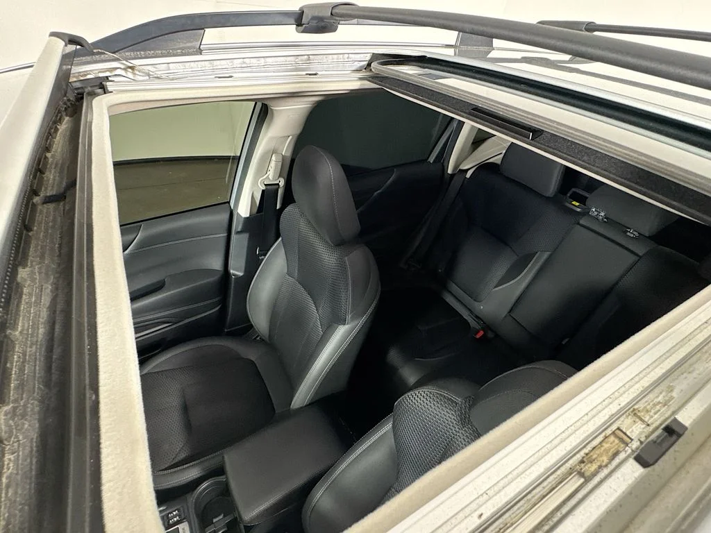 Used 2020 Silver Subaru Premium image 25