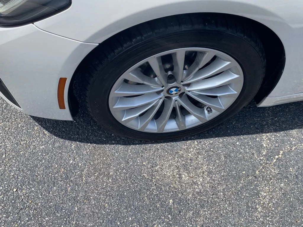 Used 2019 Blue Toyota LE image 19