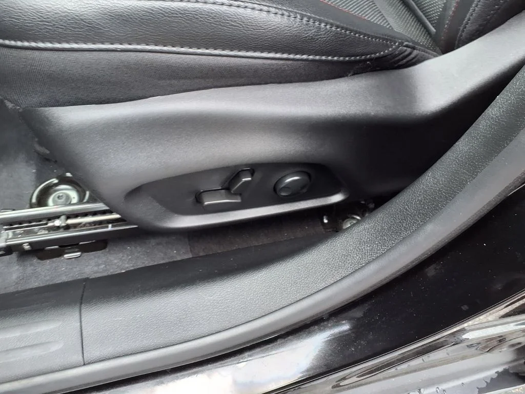 Used 2022 Black Jeep Trailhawk image 22
