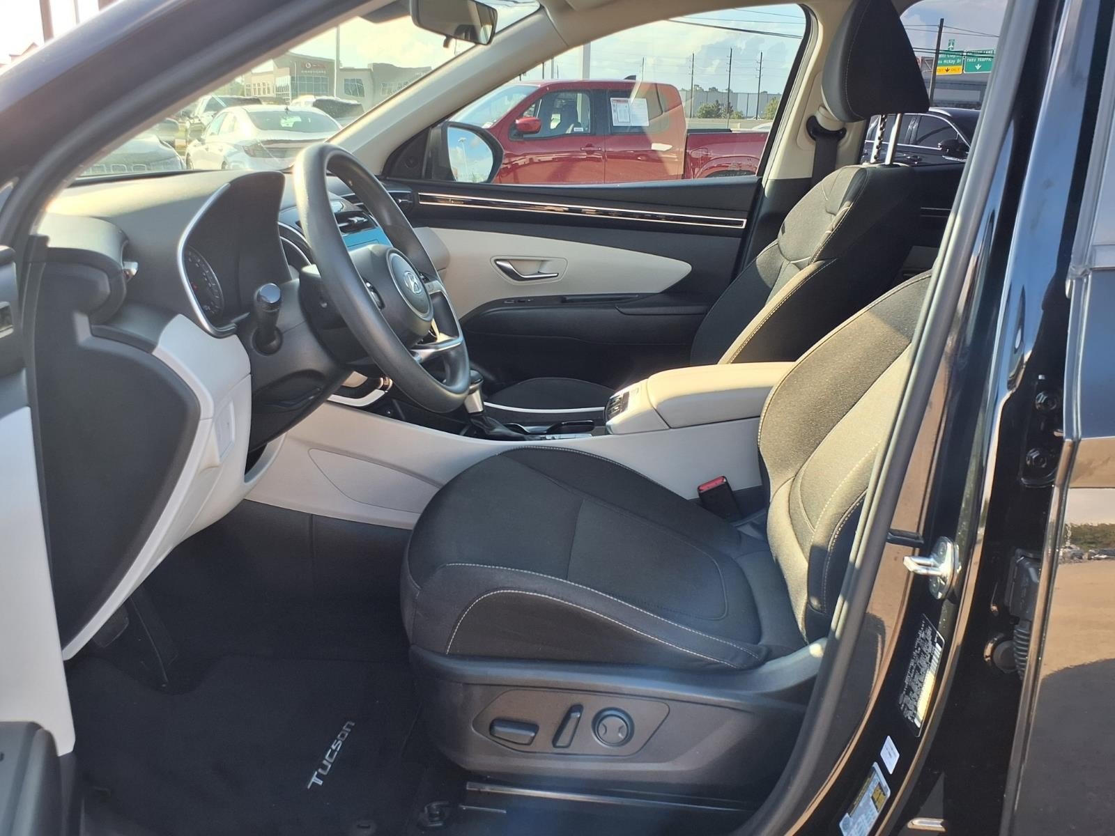 2022 Hyundai Tucson SEL Black at Robbins Nissan