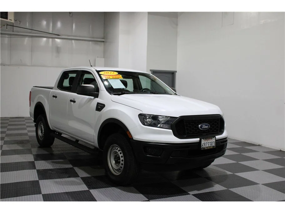Used 2022 White Ford XL Pickup 4D 5 ft image 3