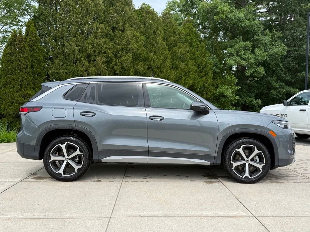 New 2026 Gray Volkswagen 2.0T SE image 7