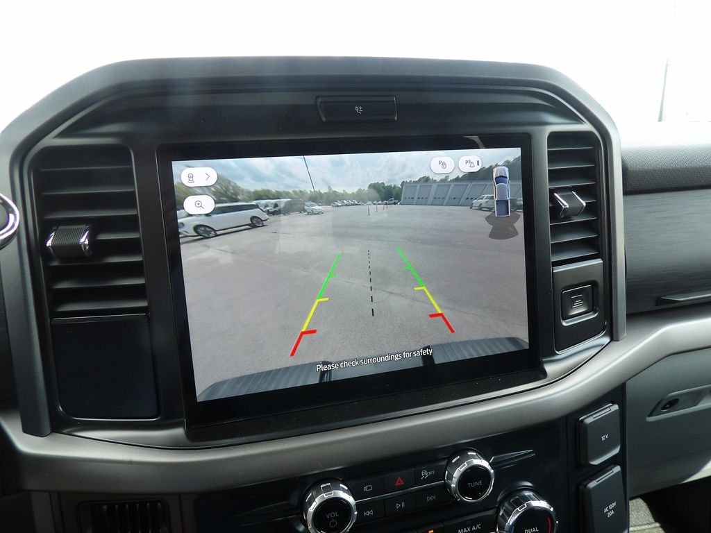New 2026 Agate Black Metallic Ford XLT image 16