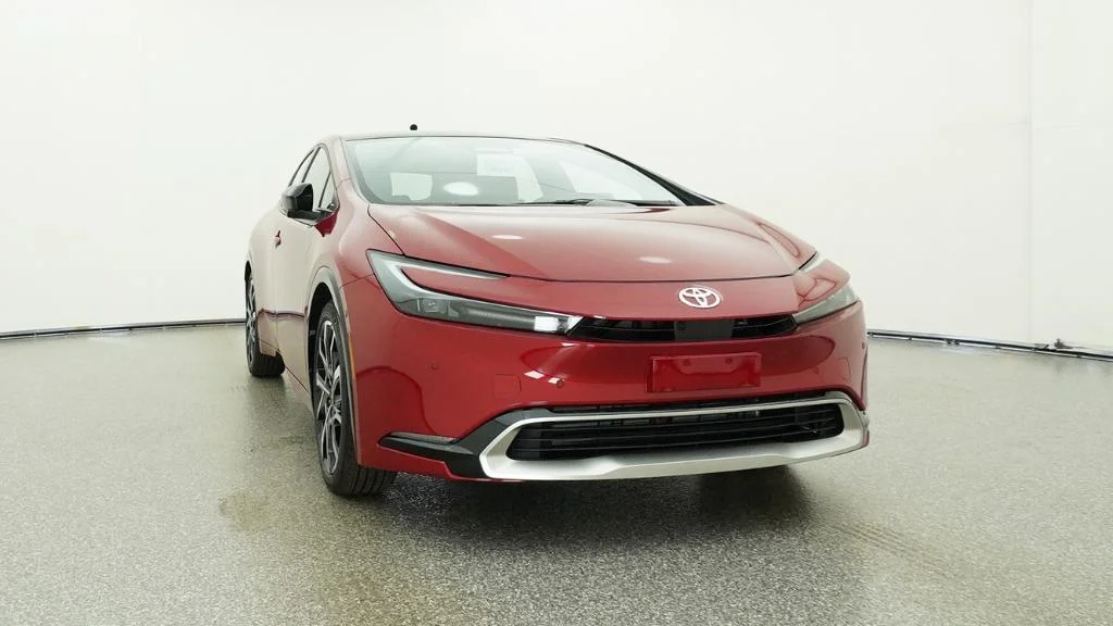 New 2026 Supersonic Red Toyota XSE Premium image 27