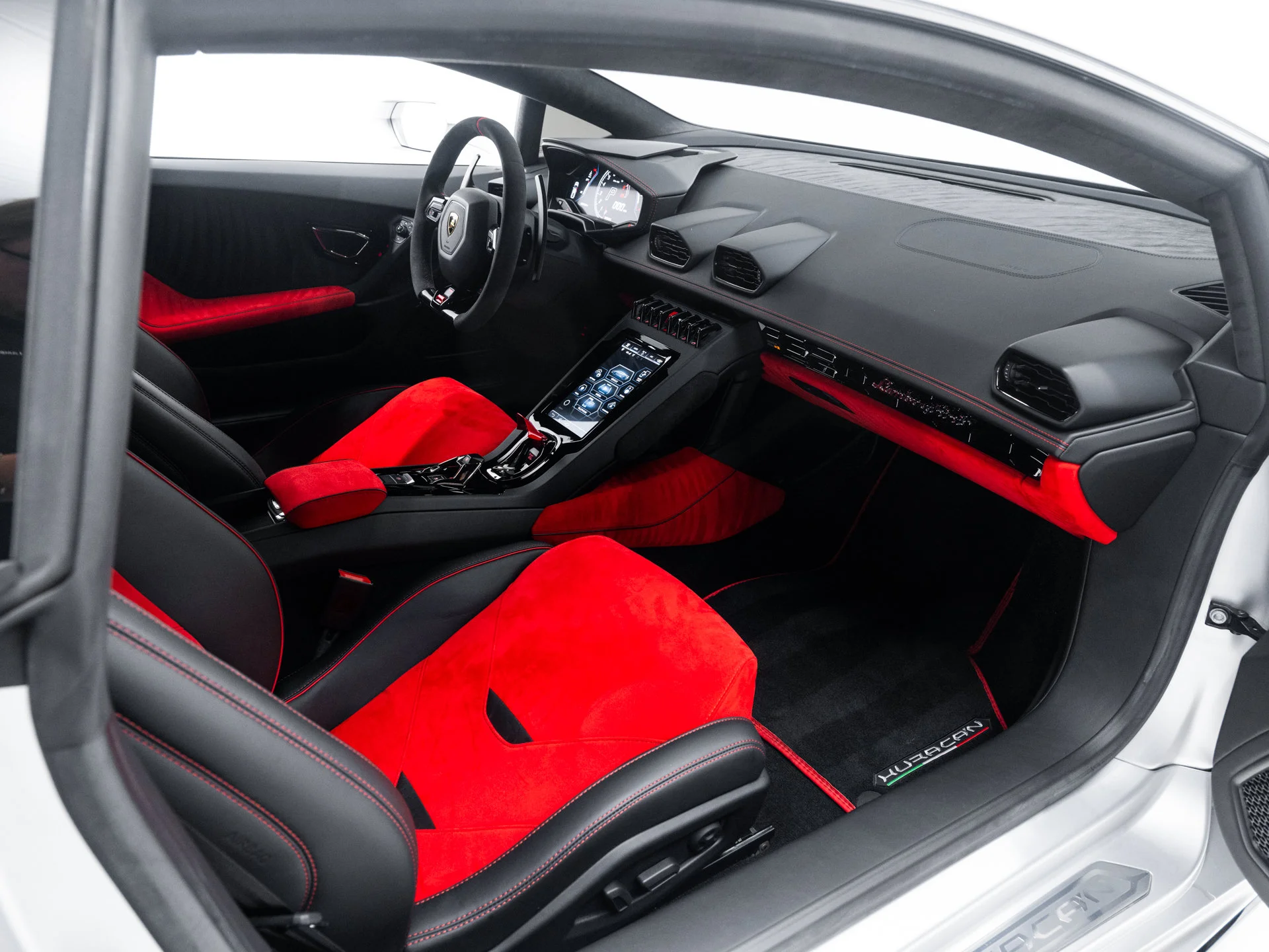Used 2020 Grigio Adamas Matt Lamborghini  image 40