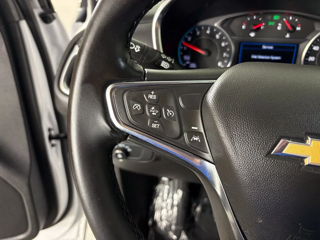 Used 2024 White Chevrolet LT image 20
