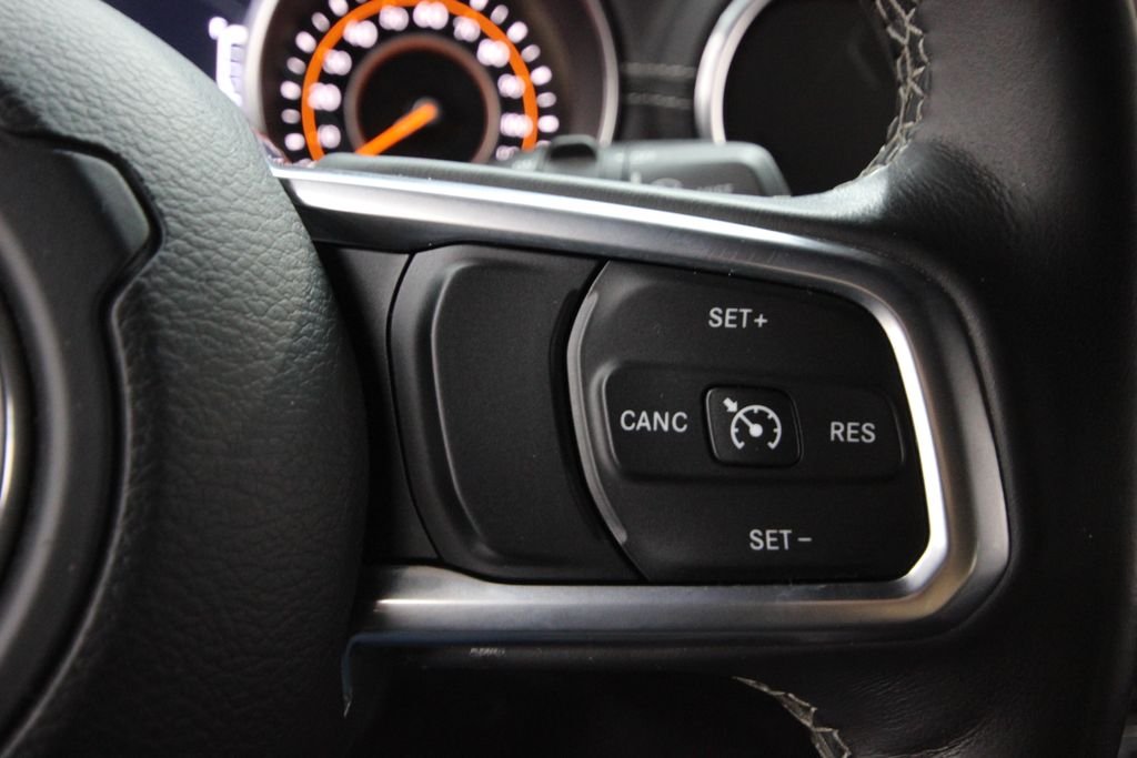 Used 2019 Red Jeep Unlimited Sahara image 18