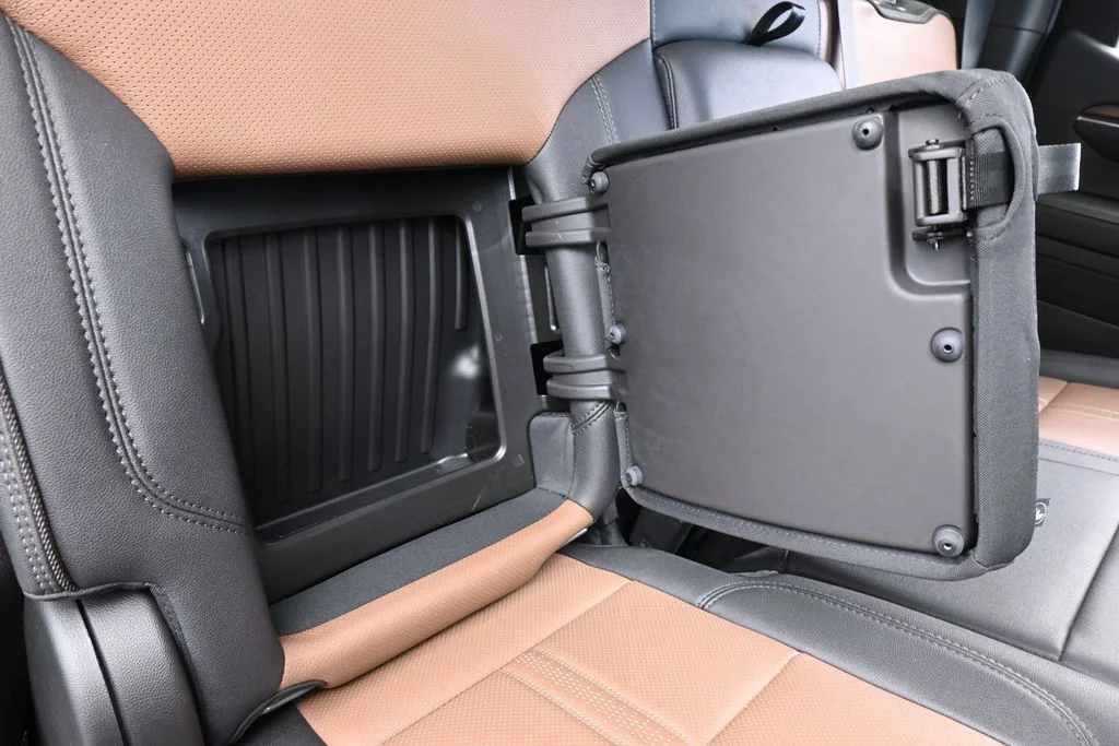 Used 2024 Sterling Gray Metallic Chevrolet High Country image 50