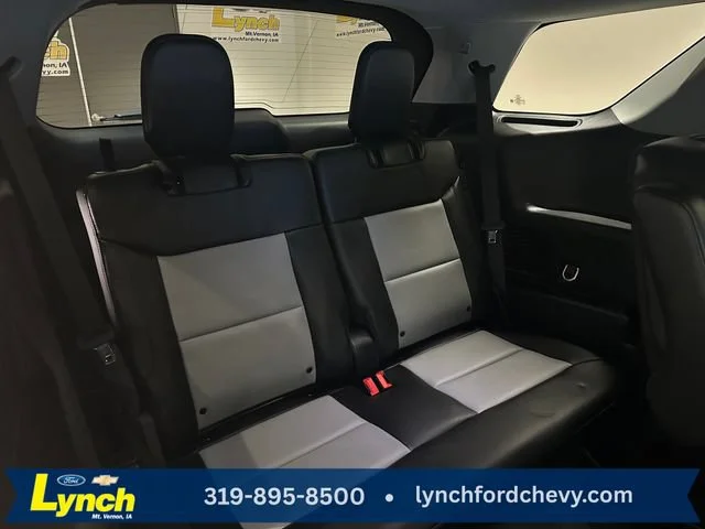Used 2024 Black Ford XLT image 24