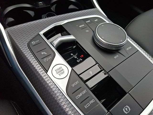 New 2026 Black Sapphire Metallic BMW 330i image 13