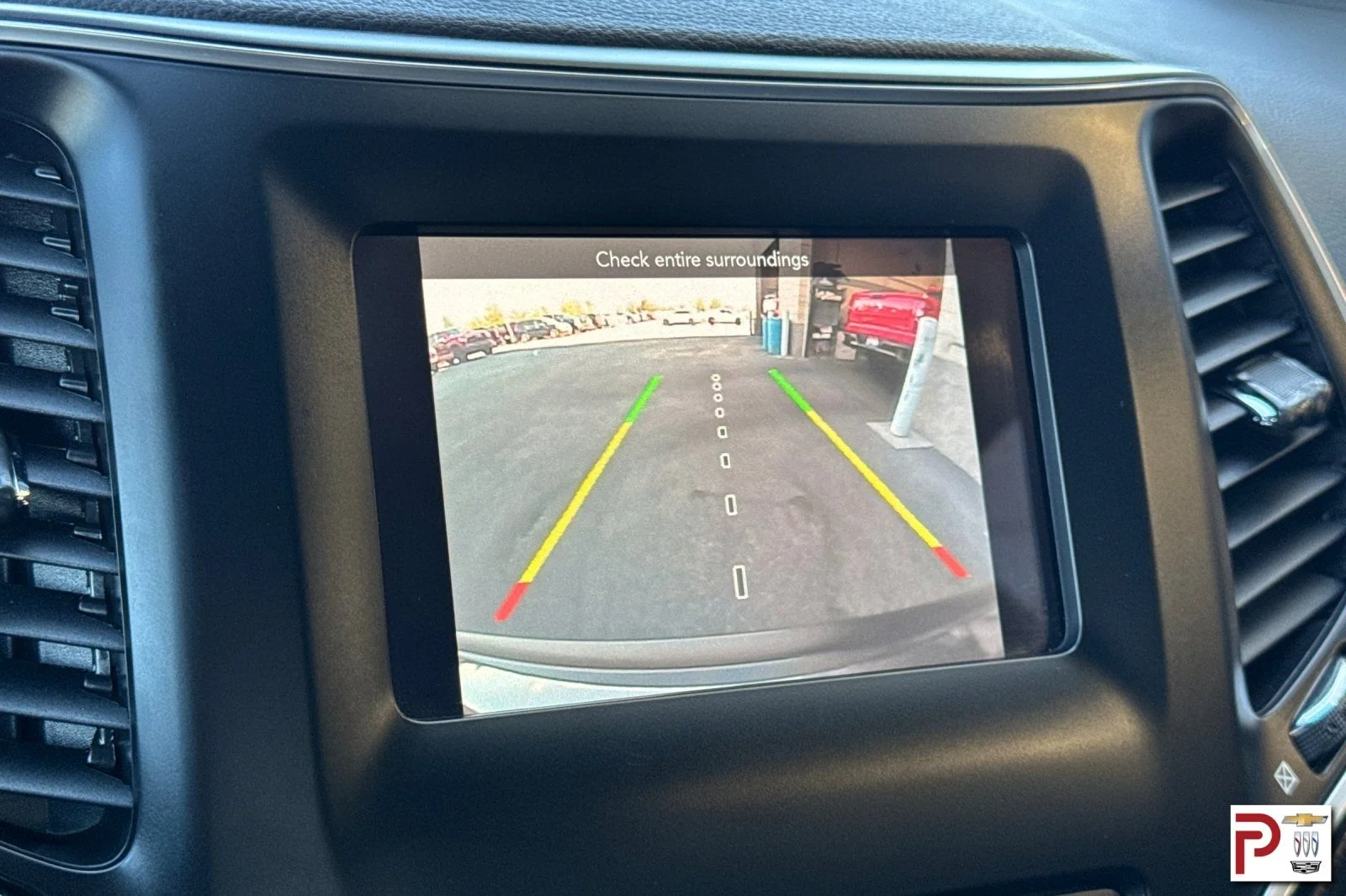 Used 2020 Gray Jeep Latitude Plus image 22