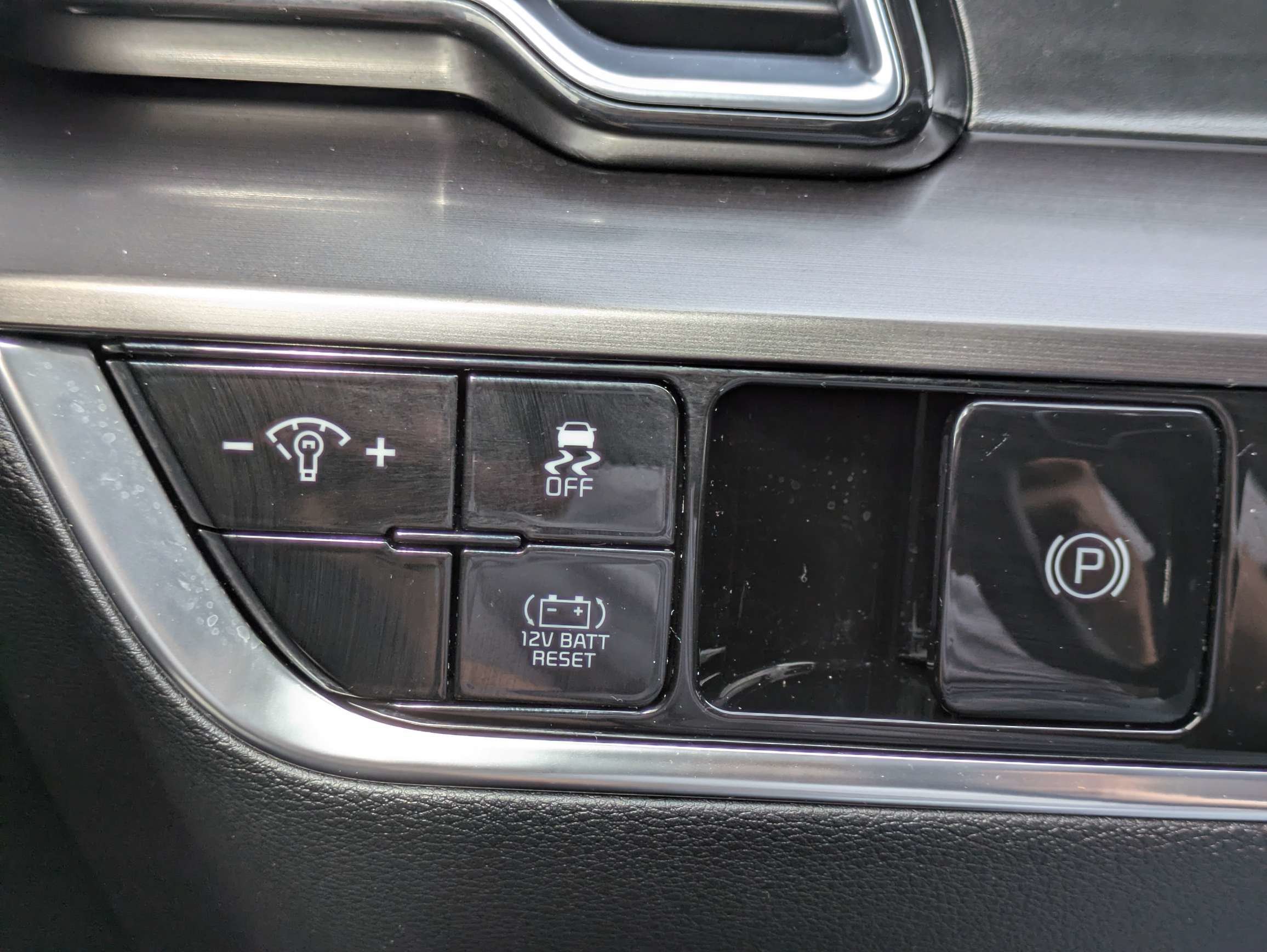 Certified Used 2025 Vesta Blue Kia EX image 30