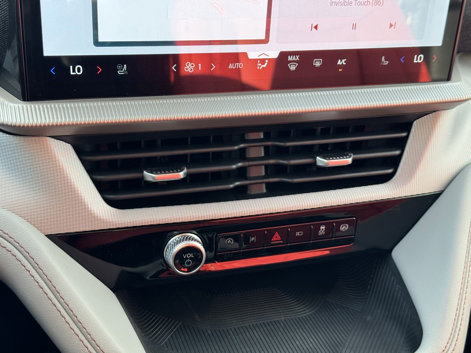 New 2025 White Ford Active image 14