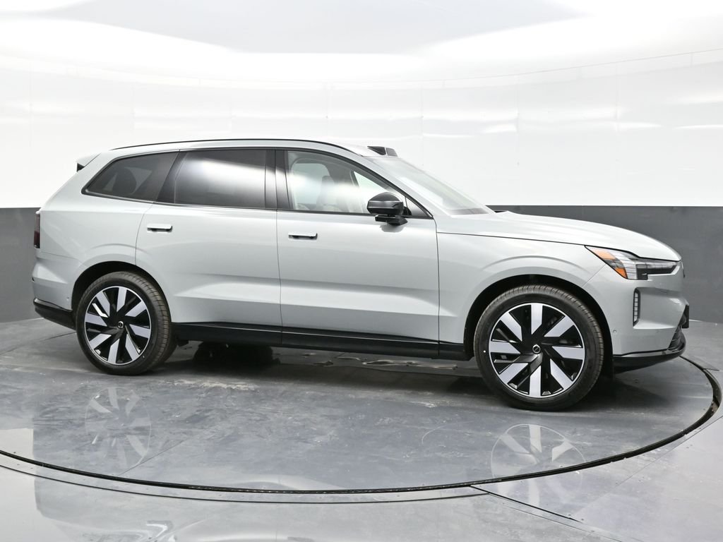 2025 Volvo EX90 Ultra - Photo 8