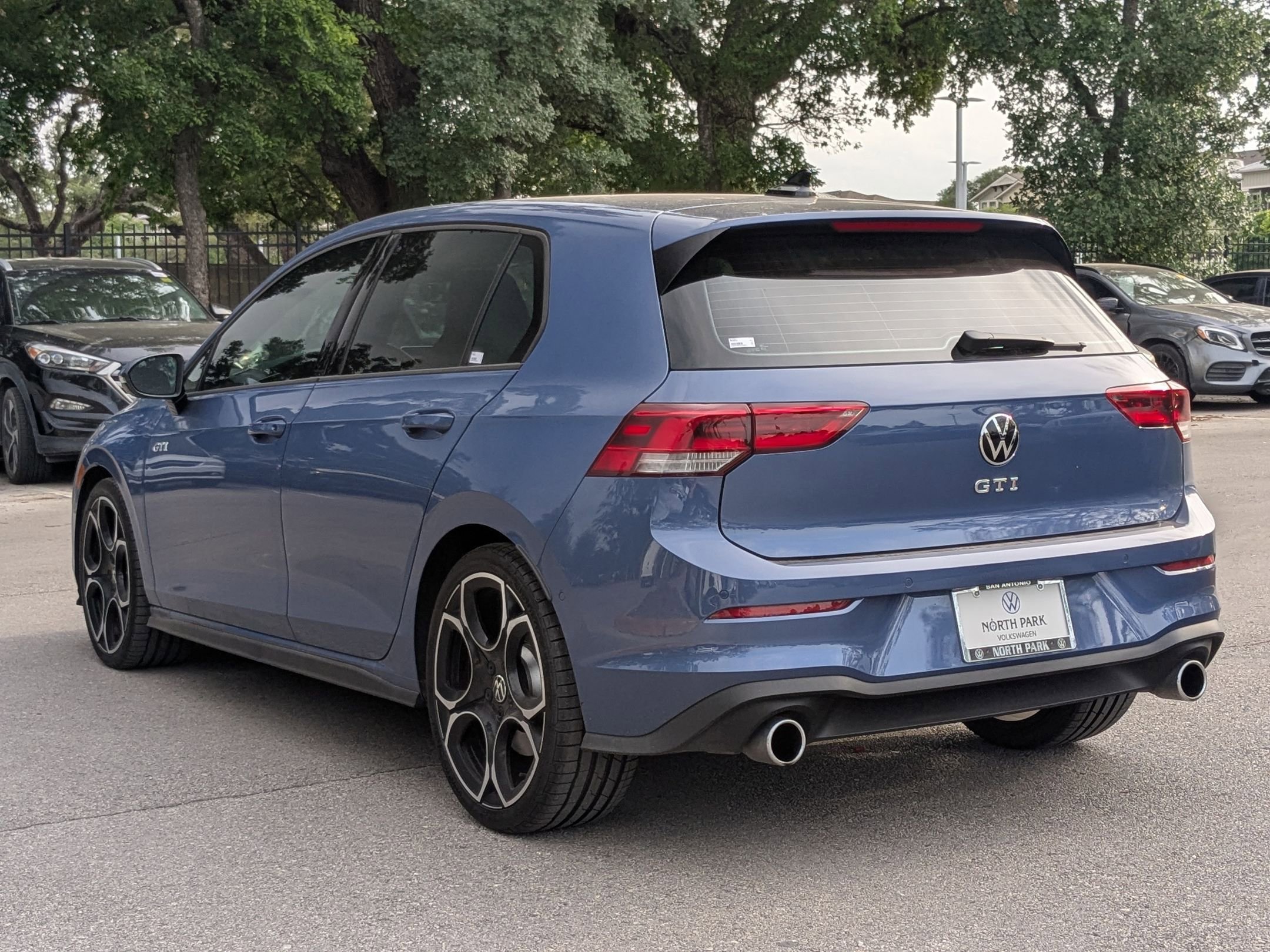 Used 2026 Blue Volkswagen Autobahn image 5