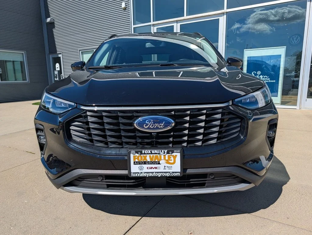 Used 2023 Black Ford Base image 8