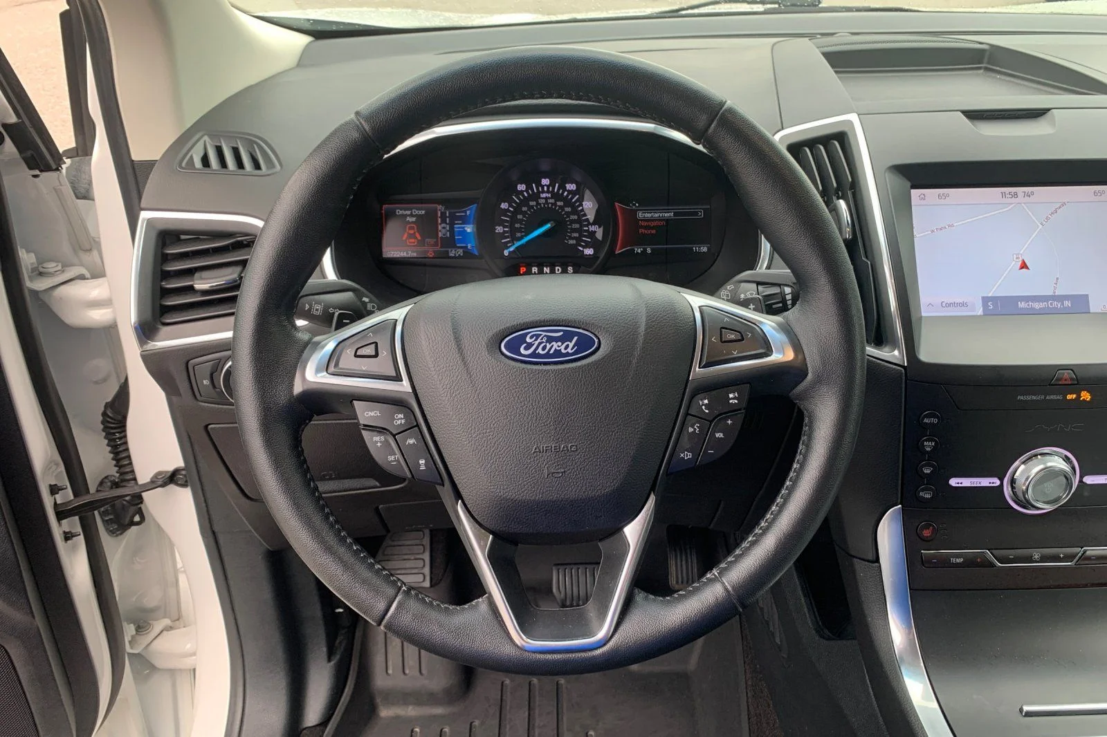 Used 2020 White Ford Titanium image 29