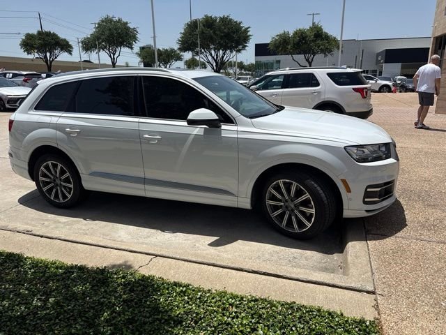 Used 2019  Audi 55 Prestige image 5