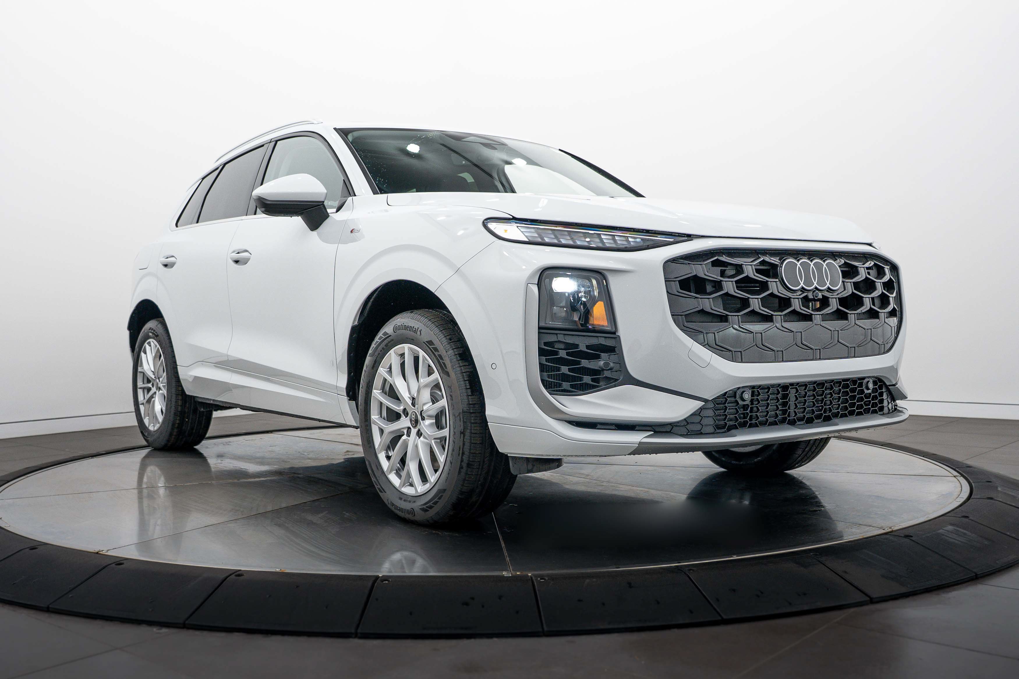 2026 Audi Q3 Base