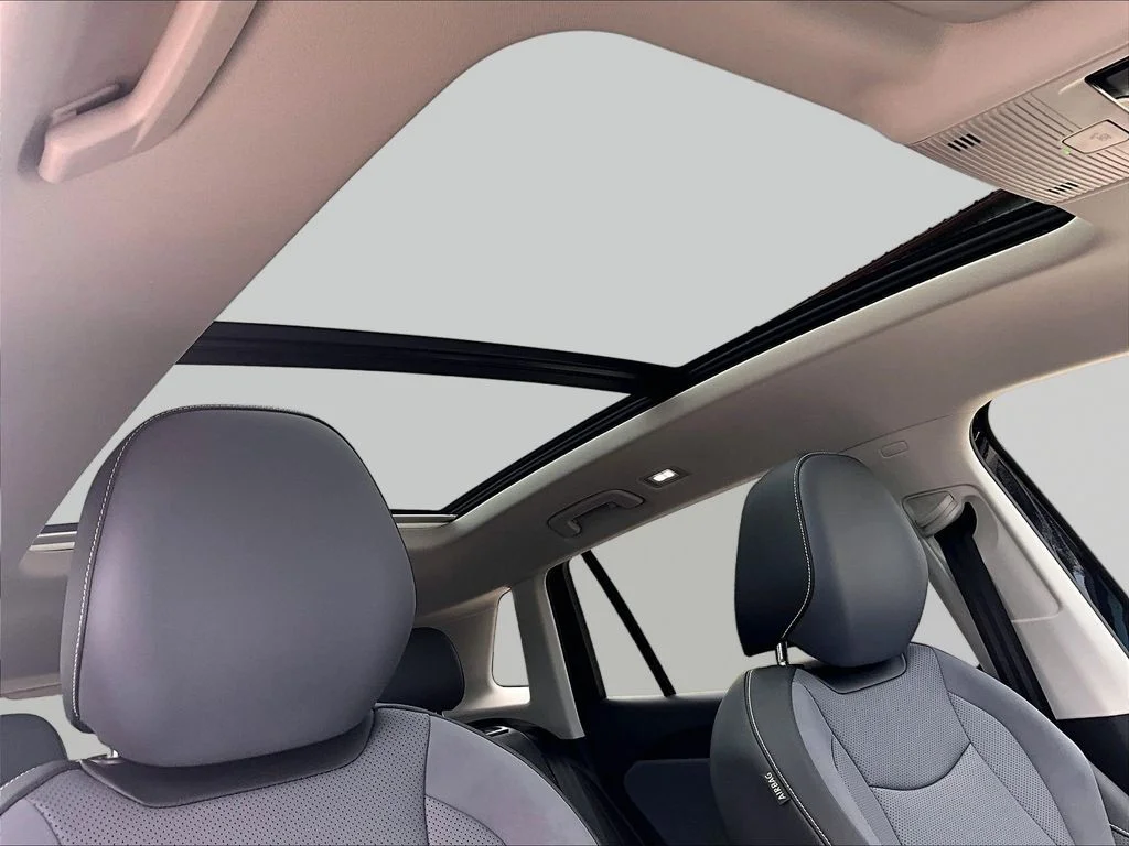 New 2026 Black Volkswagen 2.0T SE image 26