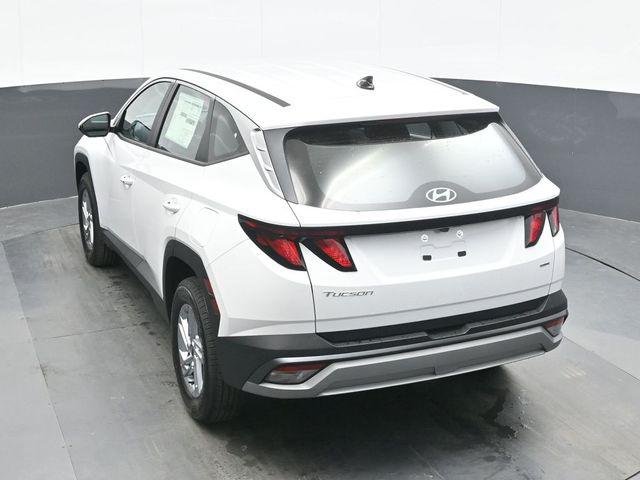 New 2026 White Hyundai SE AWD image 10