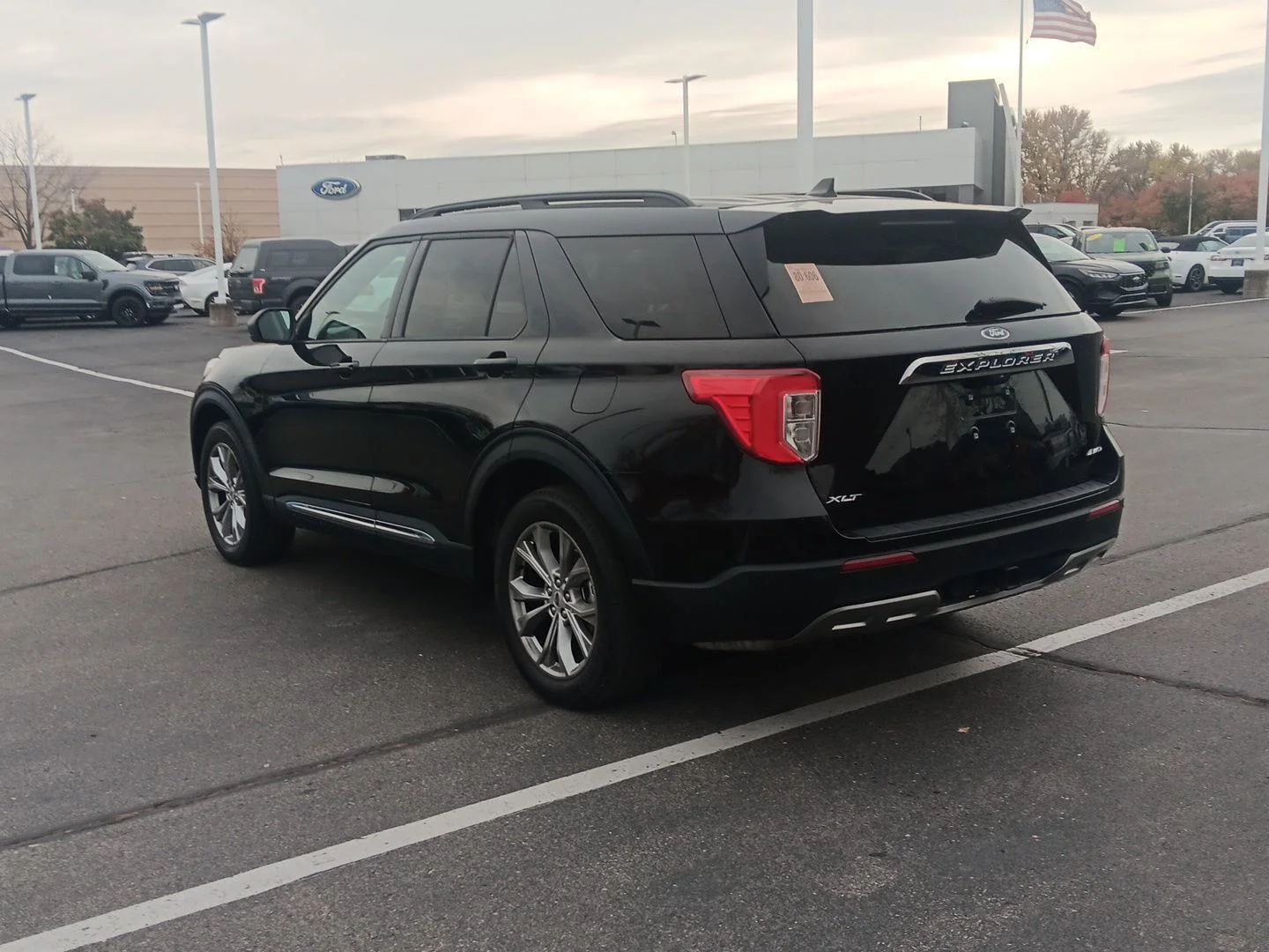 Used 2023 Agate Black Ford XLT image 7