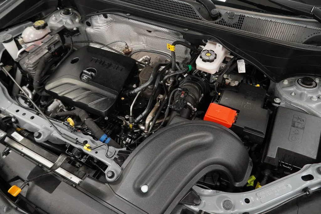 Used 2023 Gray Buick Preferred image 40