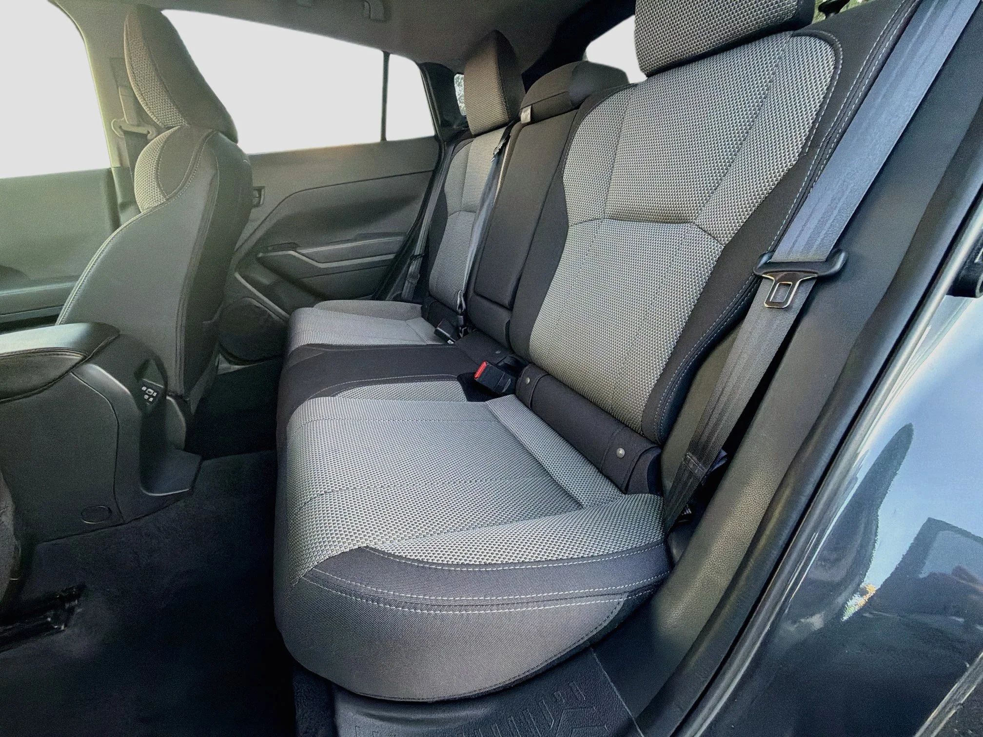 Used 2024 Magnetite Gray Metallic Subaru Premium image 19