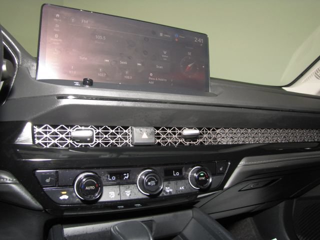 Certified Used 2025 Platinum White Pearl Honda EX-L image 38
