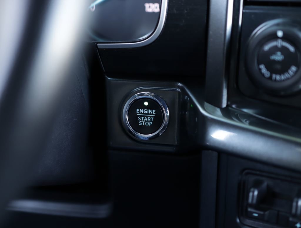 Used 2021 Iconic Silver Ford XL image 20
