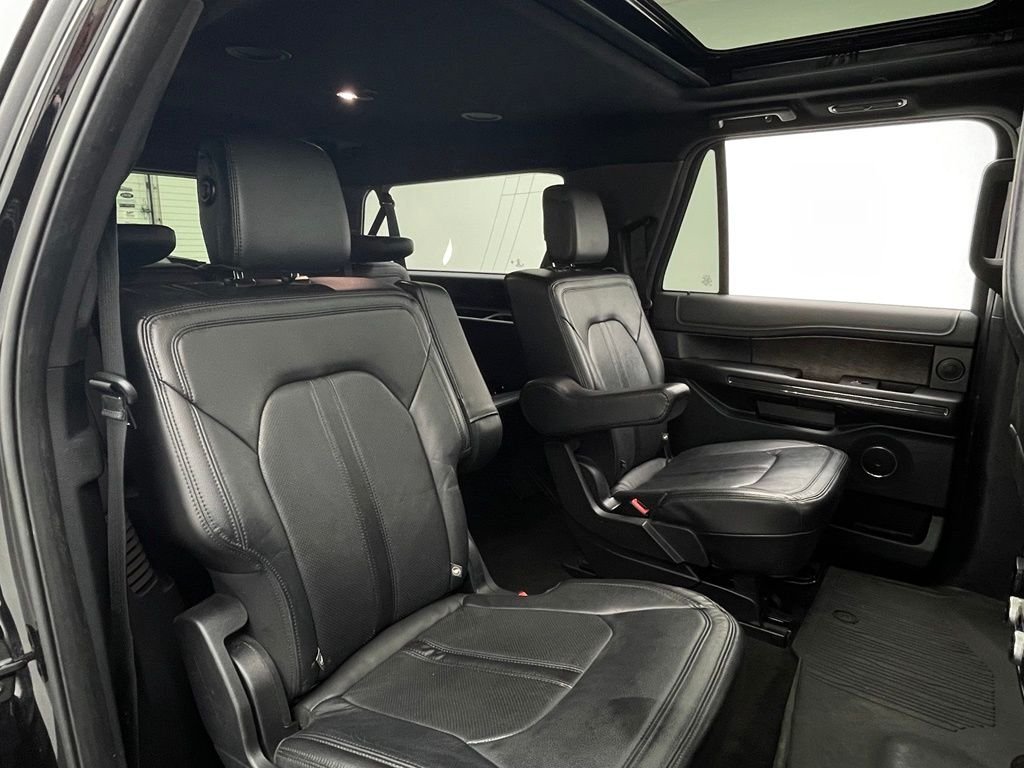 Used 2020 Black Ford Limited image 42