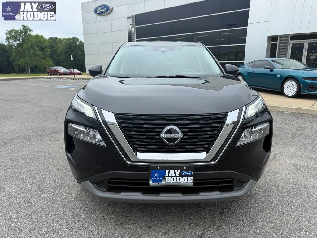 Used 2023 Black Nissan SV image 10