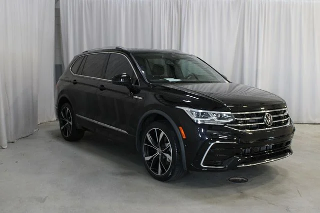 Used 2022  Volkswagen 2.0T SEL R-Line image 28