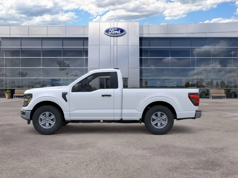 New 2026 Oxford White Ford XL image 3