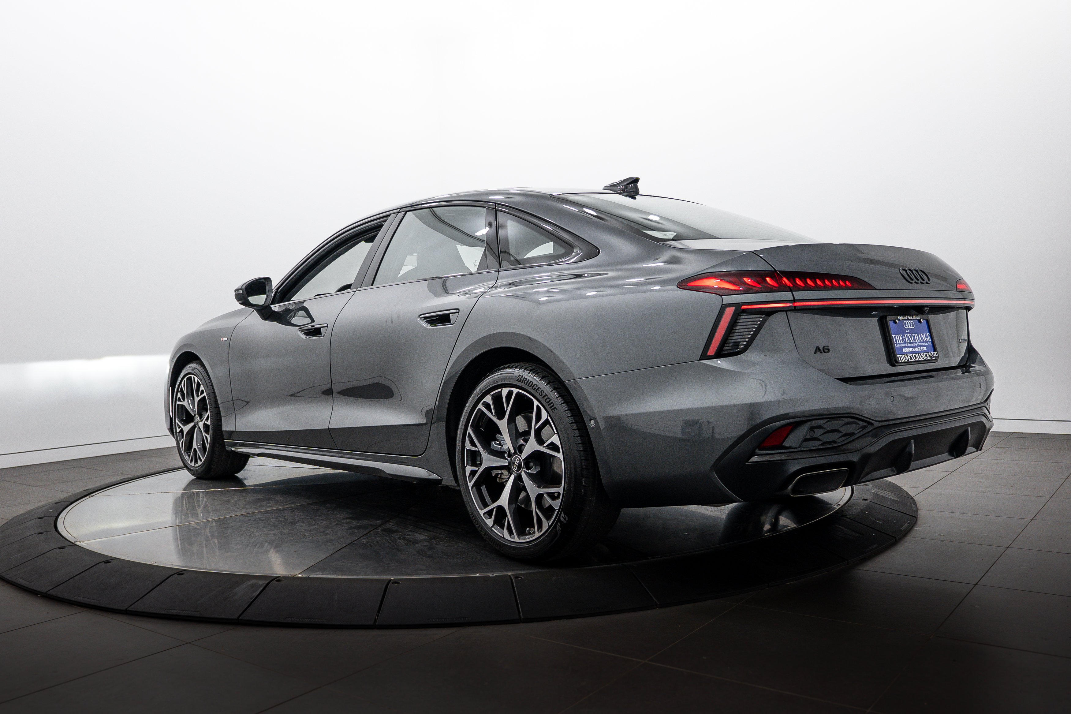 Used 2026 Daytona Gray Pearl Effect Audi Premium Plus image 5