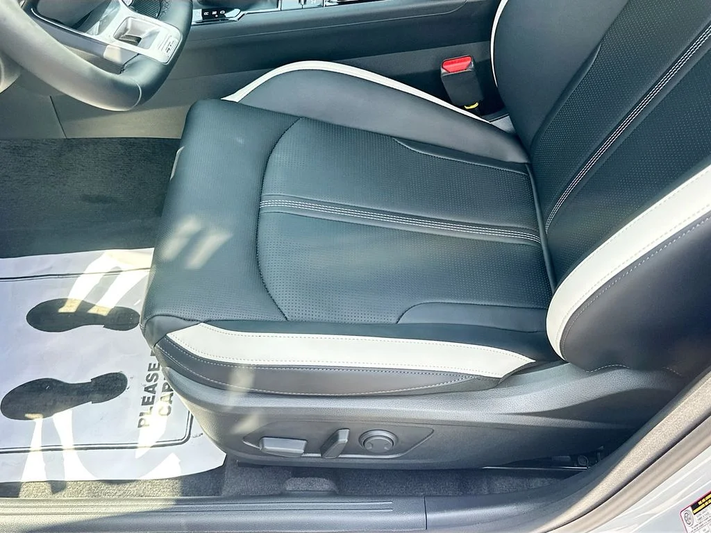 New 2026 Wolf Gray Kia GT-Line FWD image 20