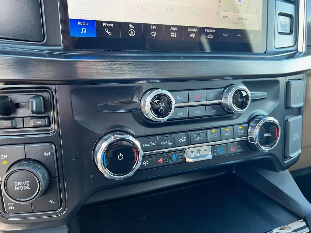 New 2026 Black Ford Lariat image 28