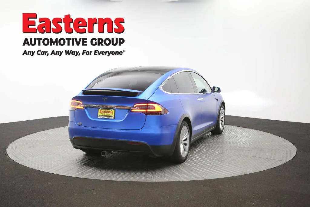 Used 2019 Blue Tesla 75D image 35