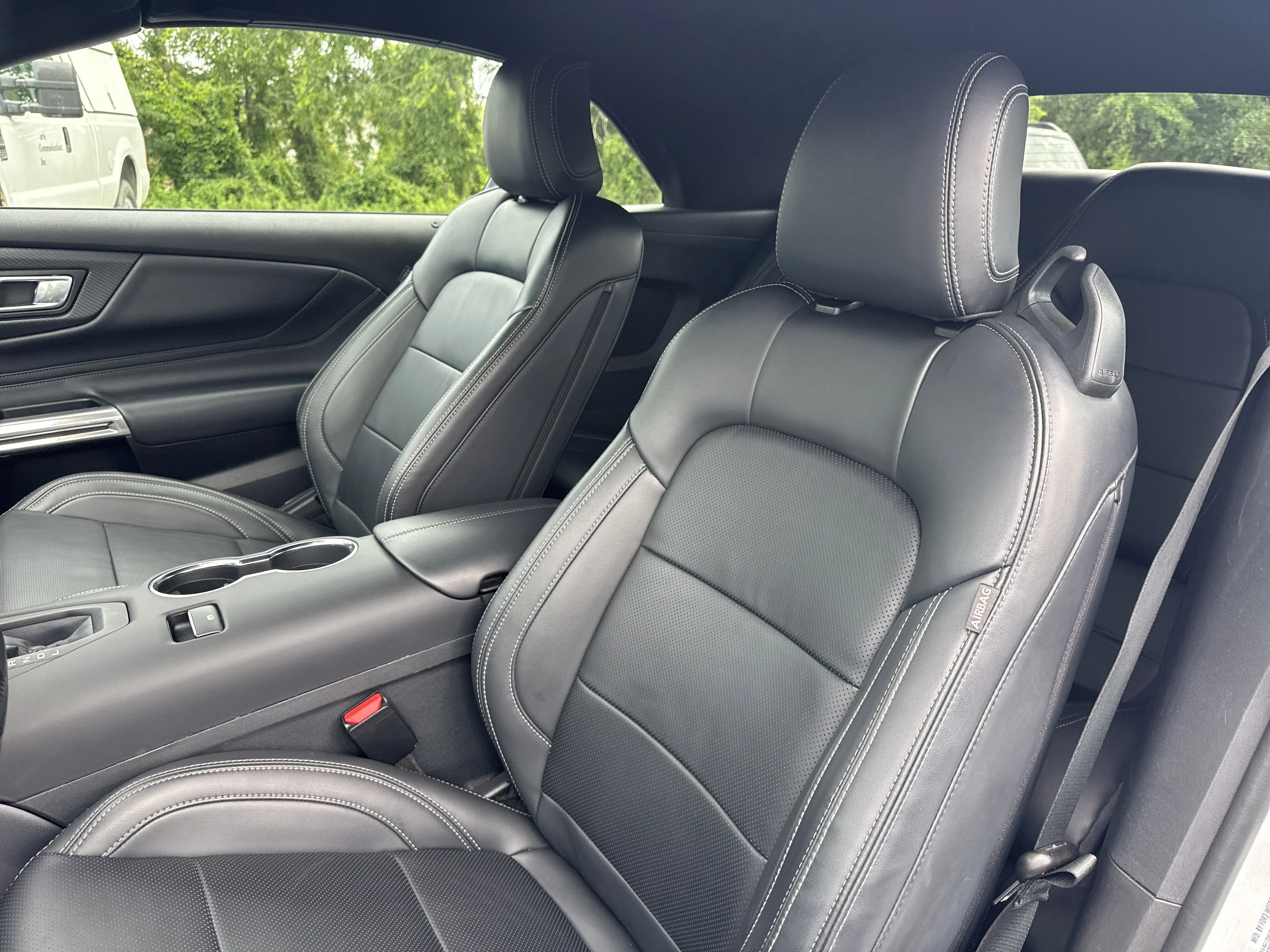 Used 2025 Oxford White Ford EcoBoost Premium image 7