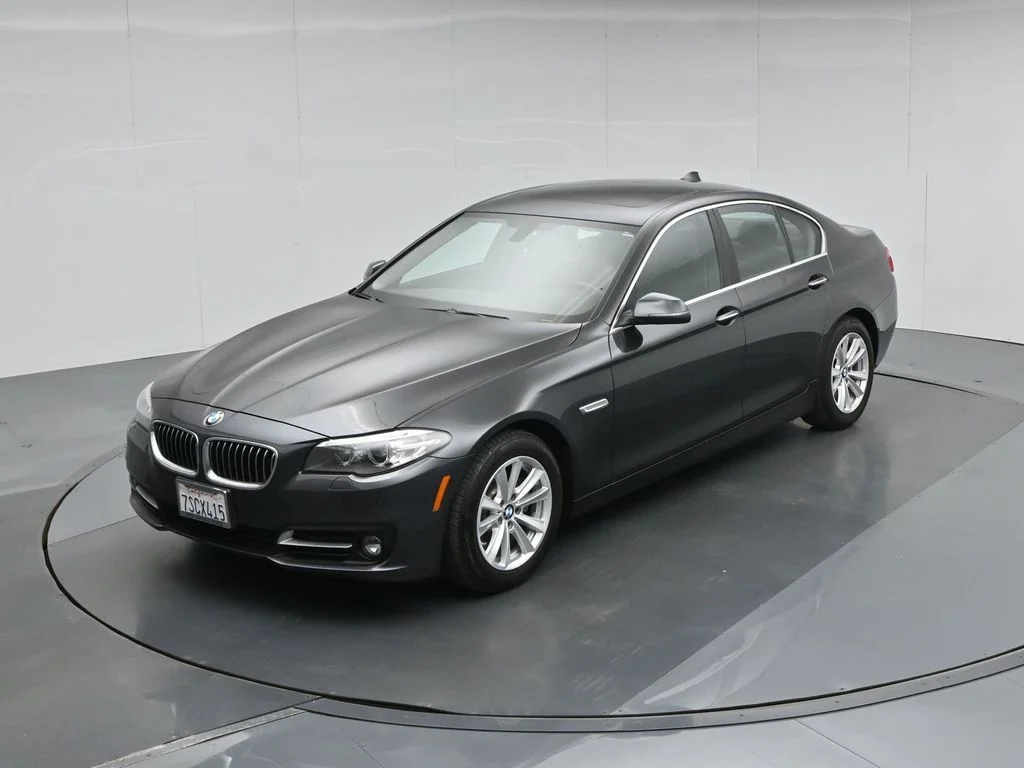 Used 2016 Gray BMW 528i image 38