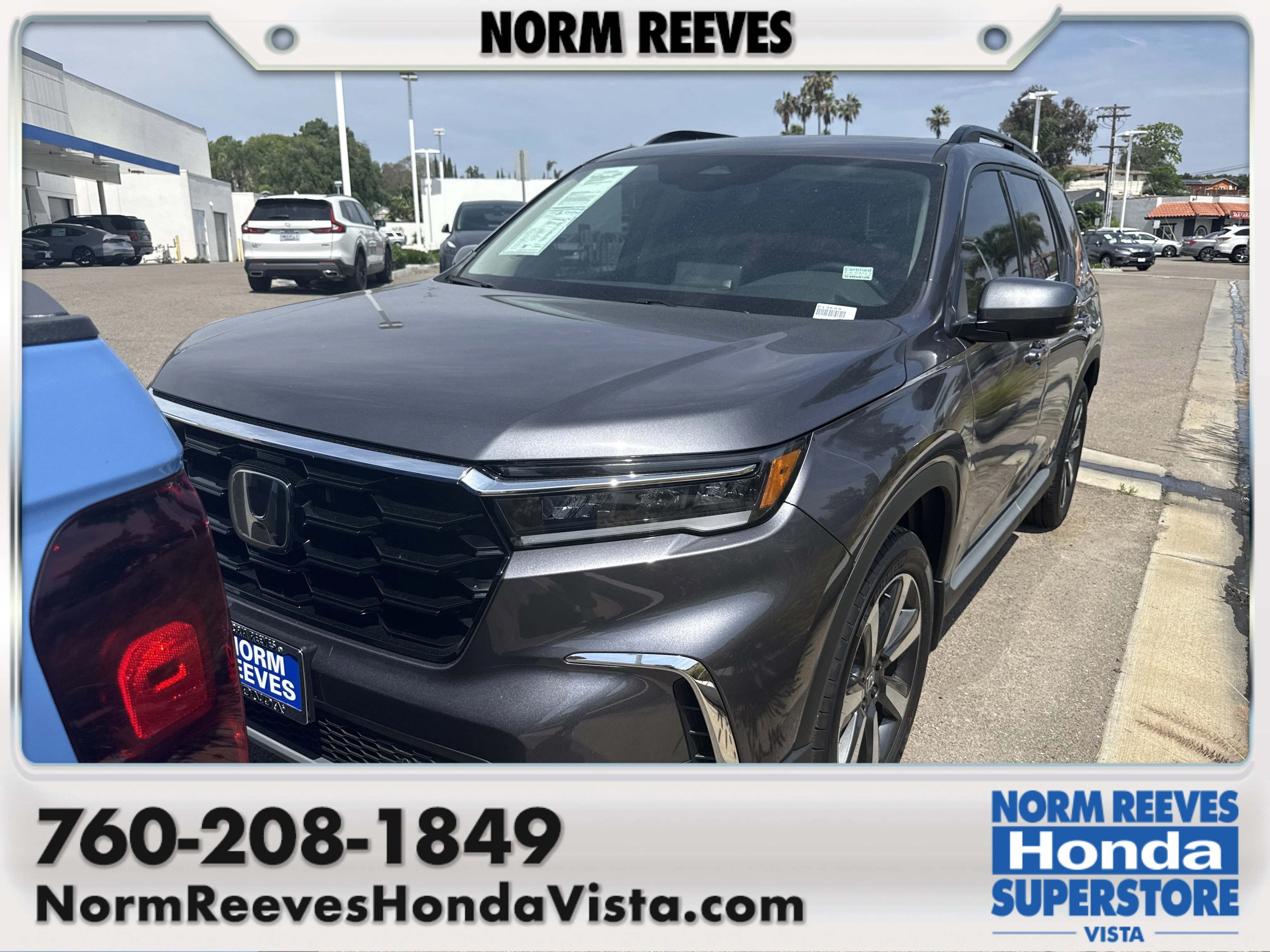 2025 Honda Pilot Touring 2WD's photo