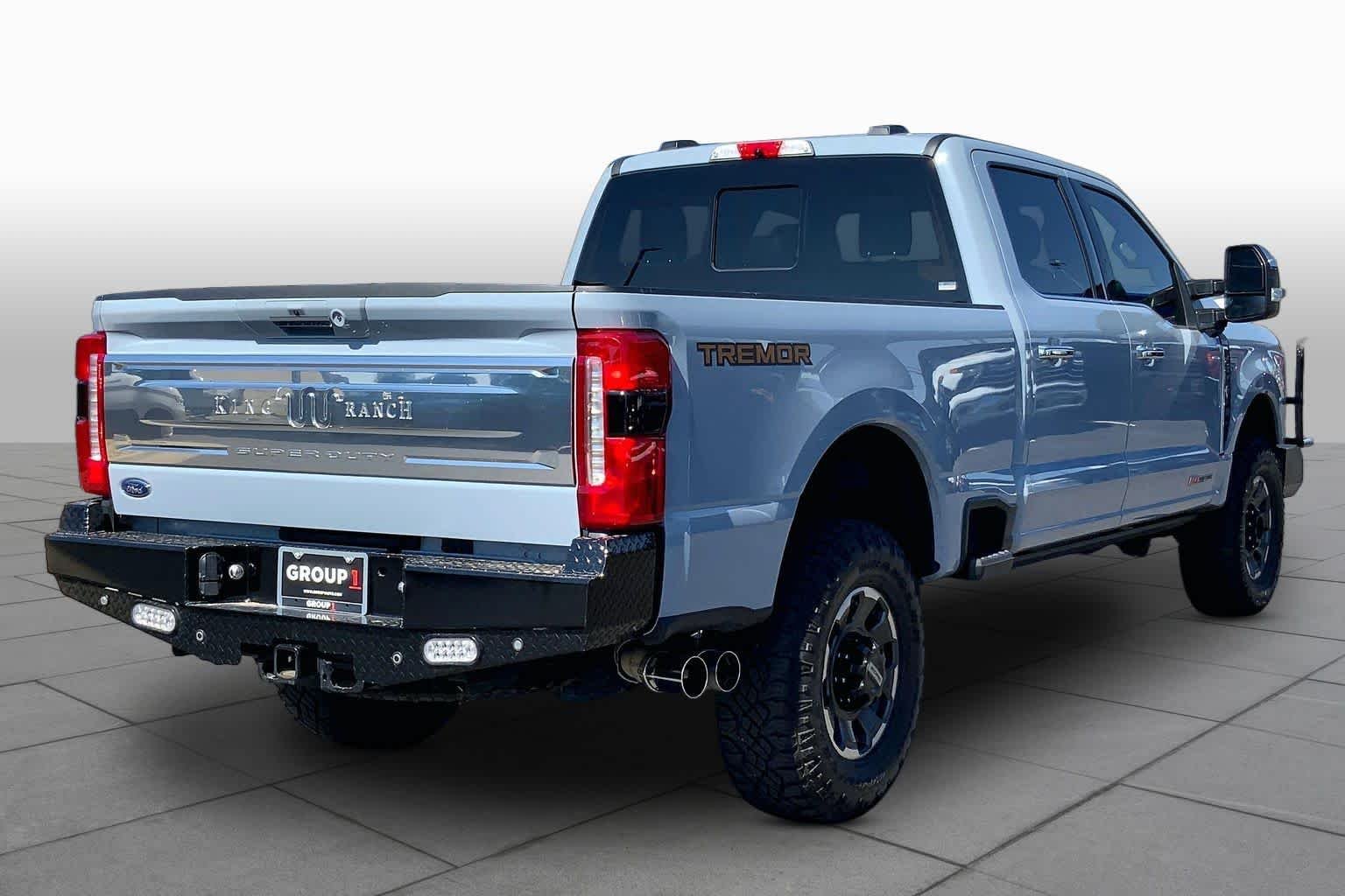 Used 2024 Glacier Gray Metallic Tri-Coat Ford King Ranch image 13