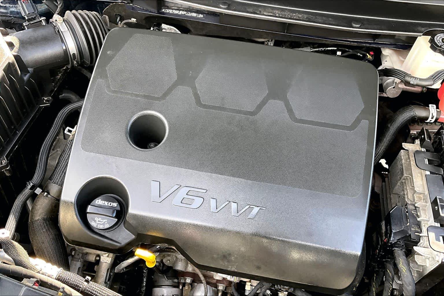 Used 2023 Northsky Blue Metallic Chevrolet LT Cloth image 33