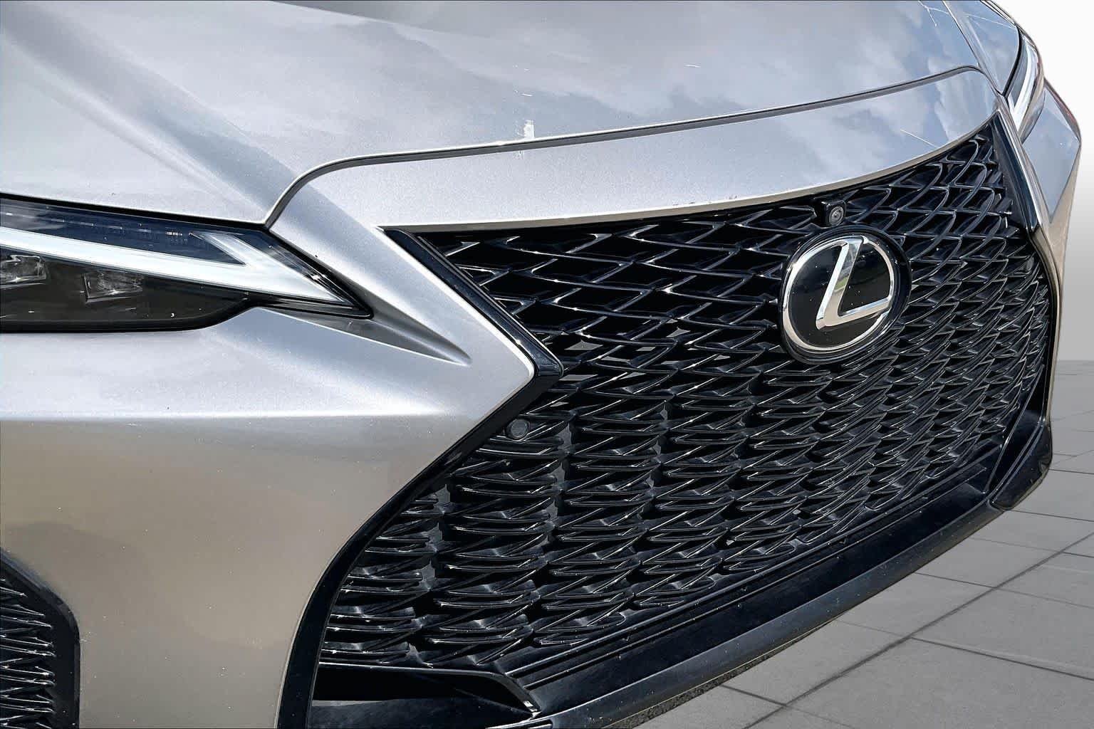 Used 2023 Atomic Silver Lexus F SPORT image 27